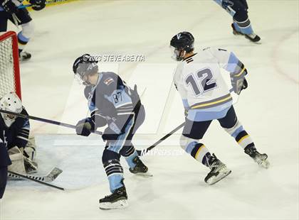 Thumbnail 1 in Valor Christian vs. Ralston Valley (CHSAA 6A Final) photogallery.