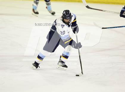 Thumbnail 3 in Valor Christian vs. Ralston Valley (CHSAA 6A Final) photogallery.