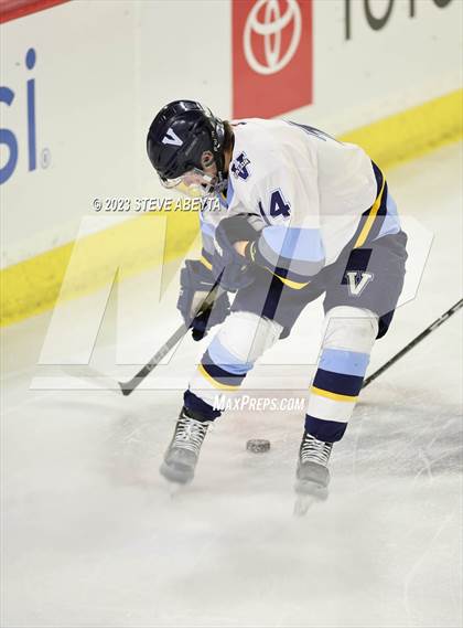 Thumbnail 3 in Valor Christian vs. Ralston Valley (CHSAA 6A Final) photogallery.