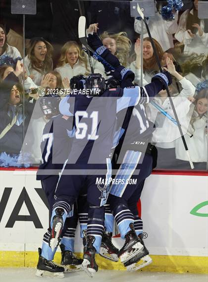 Thumbnail 3 in Valor Christian vs. Ralston Valley (CHSAA 6A Final) photogallery.
