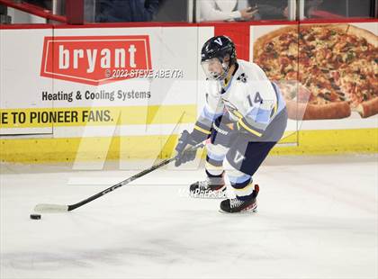 Thumbnail 1 in Valor Christian vs. Ralston Valley (CHSAA 6A Final) photogallery.