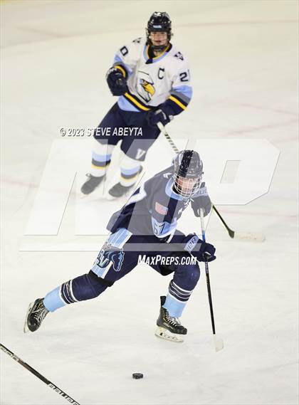 Thumbnail 1 in Valor Christian vs. Ralston Valley (CHSAA 6A Final) photogallery.