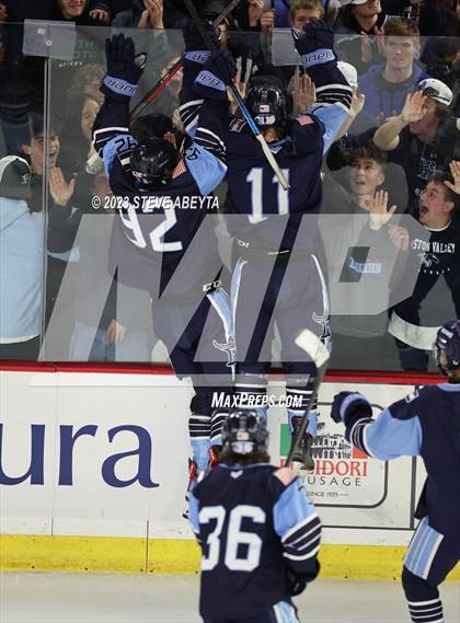 Thumbnail 1 in Valor Christian vs. Ralston Valley (CHSAA 6A Final) photogallery.
