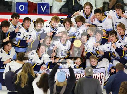 Thumbnail 2 in Valor Christian vs. Ralston Valley (CHSAA 6A Final) photogallery.
