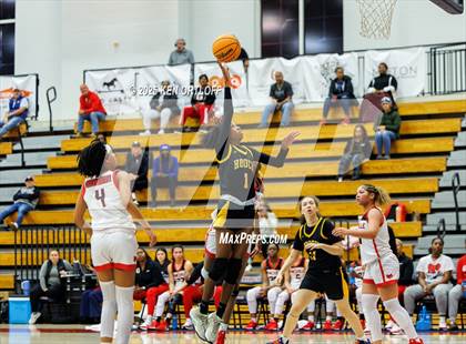 Thumbnail 1 in Chattahoochee vs. Gainesville (GHSA 5A Regional Playoff) photogallery.