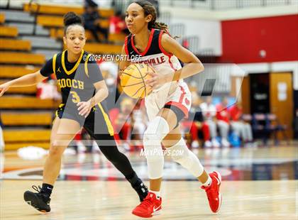 Thumbnail 1 in Chattahoochee vs. Gainesville (GHSA 5A Regional Playoff) photogallery.