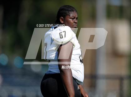 Thumbnail 3 in Paramus Catholic @ Wayne Valley photogallery.