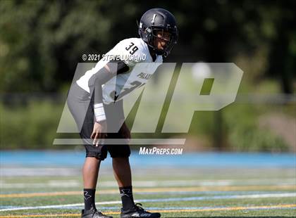 Thumbnail 3 in Paramus Catholic @ Wayne Valley photogallery.
