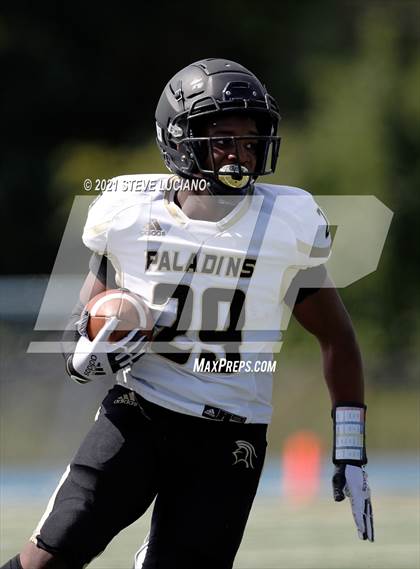 Thumbnail 2 in Paramus Catholic @ Wayne Valley photogallery.