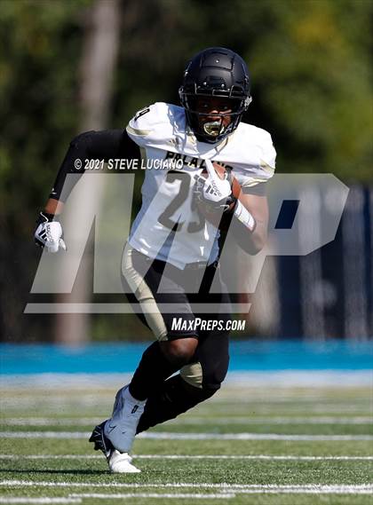 Thumbnail 3 in Paramus Catholic @ Wayne Valley photogallery.