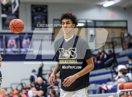 Thumbnail 1 in Lee's Summit vs Lawrence Free State - 810 Varsity Showcase photogallery.