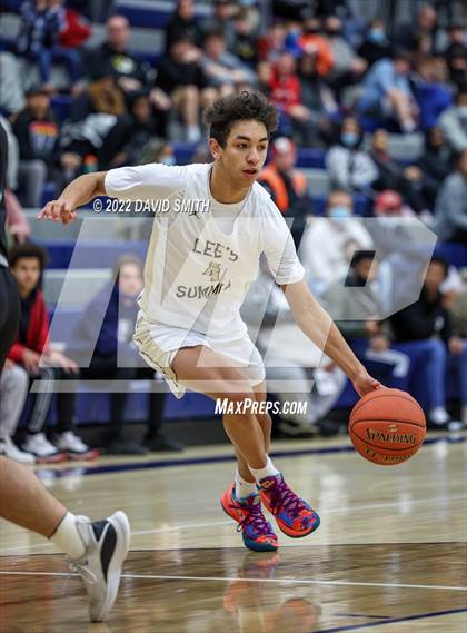 Thumbnail 3 in Lee's Summit vs Lawrence Free State - 810 Varsity Showcase photogallery.