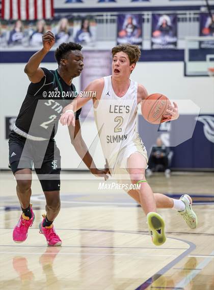 Thumbnail 2 in Lee's Summit vs Lawrence Free State - 810 Varsity Showcase photogallery.