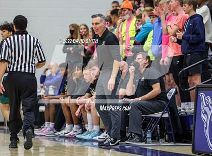Thumbnail 1 in Lee's Summit vs Lawrence Free State - 810 Varsity Showcase photogallery.