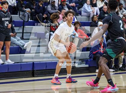 Thumbnail 3 in Lee's Summit vs Lawrence Free State - 810 Varsity Showcase photogallery.