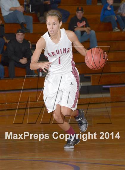 Thumbnail 3 in Bear River vs. Bradshaw Christian (CIF SJS D4 Semifinal) photogallery.