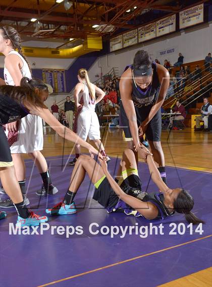 Thumbnail 1 in Bear River vs. Bradshaw Christian (CIF SJS D4 Semifinal) photogallery.