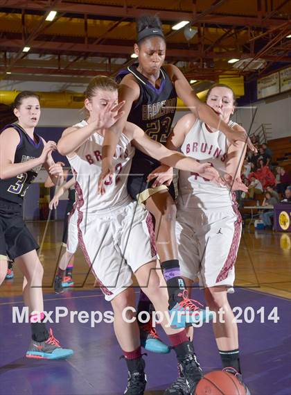 Thumbnail 2 in Bear River vs. Bradshaw Christian (CIF SJS D4 Semifinal) photogallery.
