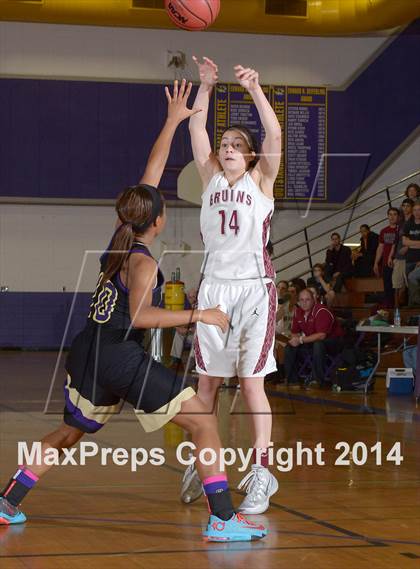 Thumbnail 2 in Bear River vs. Bradshaw Christian (CIF SJS D4 Semifinal) photogallery.