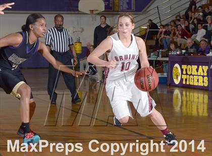 Thumbnail 1 in Bear River vs. Bradshaw Christian (CIF SJS D4 Semifinal) photogallery.