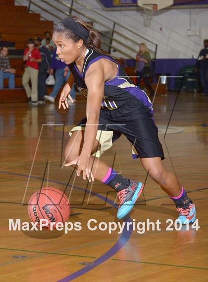 Thumbnail 3 in Bear River vs. Bradshaw Christian (CIF SJS D4 Semifinal) photogallery.