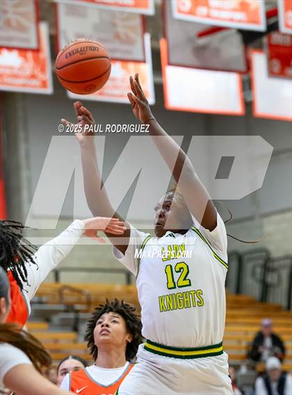 Thumbnail 3 in Saint Joseph vs Ontario Christian (Mater Dei Play 4 Kay Showcase) photogallery.