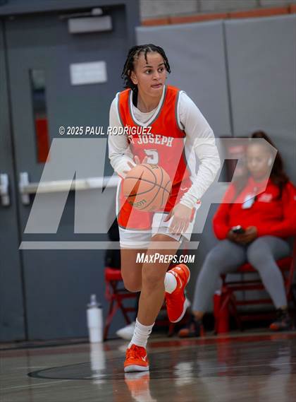 Thumbnail 1 in Saint Joseph vs Ontario Christian (Mater Dei Play 4 Kay Showcase) photogallery.