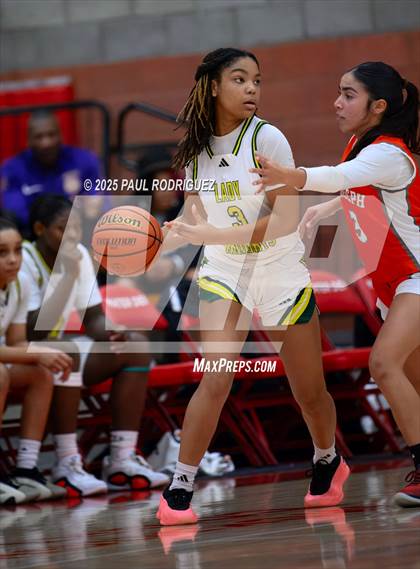 Thumbnail 2 in Saint Joseph vs Ontario Christian (Mater Dei Play 4 Kay Showcase) photogallery.