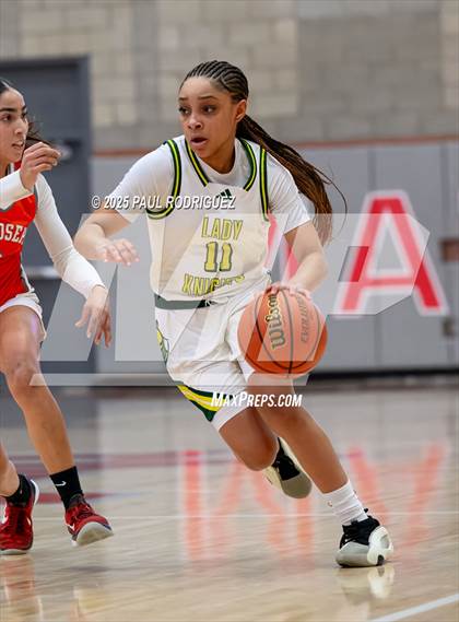 Thumbnail 1 in Saint Joseph vs Ontario Christian (Mater Dei Play 4 Kay Showcase) photogallery.