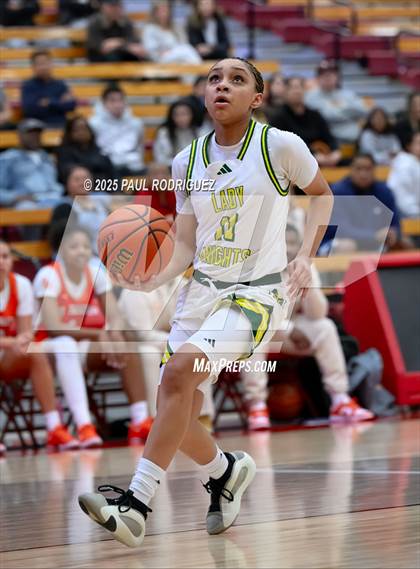 Thumbnail 1 in Saint Joseph vs Ontario Christian (Mater Dei Play 4 Kay Showcase) photogallery.