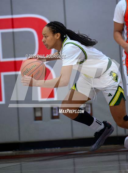 Thumbnail 1 in Saint Joseph vs Ontario Christian (Mater Dei Play 4 Kay Showcase) photogallery.