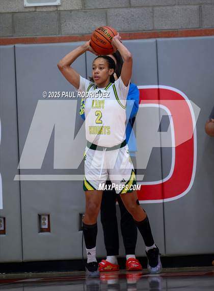 Thumbnail 3 in Saint Joseph vs Ontario Christian (Mater Dei Play 4 Kay Showcase) photogallery.