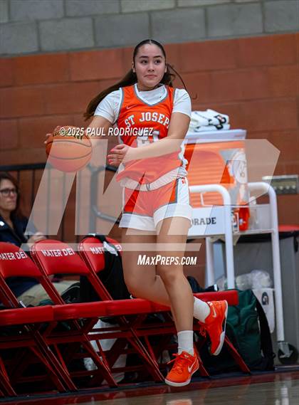 Thumbnail 3 in Saint Joseph vs Ontario Christian (Mater Dei Play 4 Kay Showcase) photogallery.