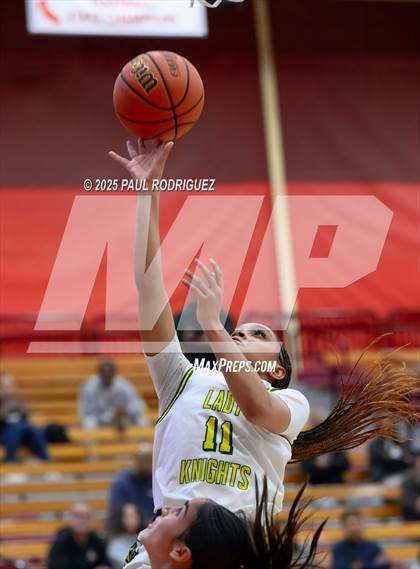 Thumbnail 3 in Saint Joseph vs Ontario Christian (Mater Dei Play 4 Kay Showcase) photogallery.