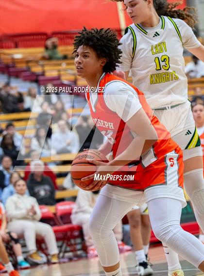 Thumbnail 2 in Saint Joseph vs Ontario Christian (Mater Dei Play 4 Kay Showcase) photogallery.