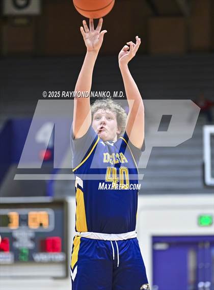 Thumbnail 3 in Wapahani vs Delta (City Tournament) photogallery.