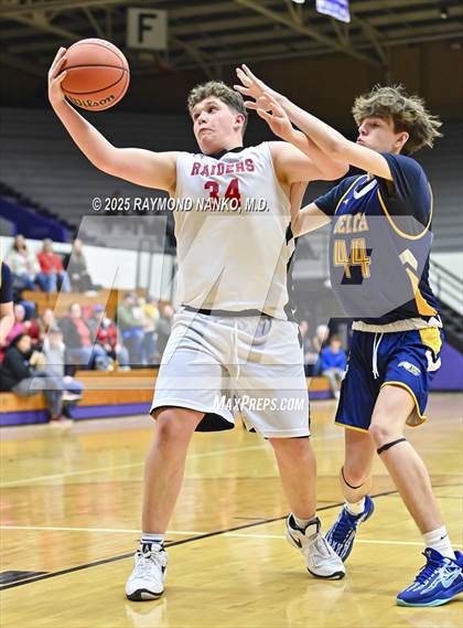 Thumbnail 3 in Wapahani vs Delta (City Tournament) photogallery.