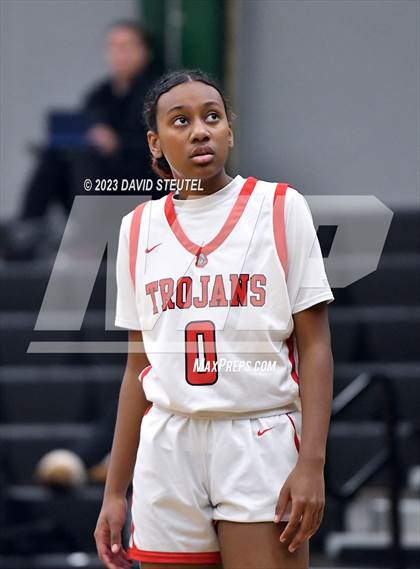 Thumbnail 3 in Wilsonville vs. Lincoln (St. Mary's Stockton MLK Showcase) photogallery.
