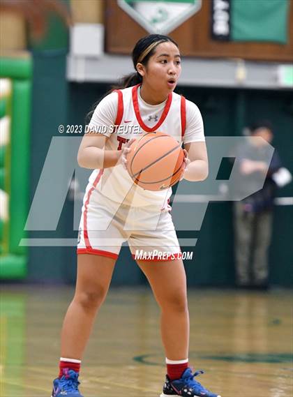 Thumbnail 2 in Wilsonville vs. Lincoln (St. Mary's Stockton MLK Showcase) photogallery.