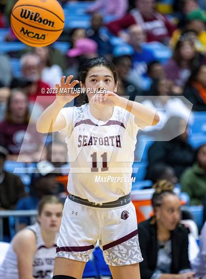 Thumbnail 1 in Salisbury vs. Seaforth (NCHSAA 2A Final - Game) photogallery.
