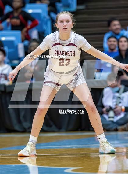 Thumbnail 2 in Salisbury vs. Seaforth (NCHSAA 2A Final - Game) photogallery.