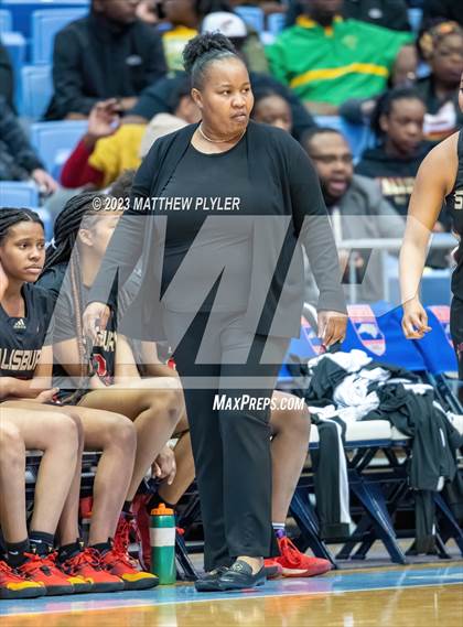 Thumbnail 2 in Salisbury vs. Seaforth (NCHSAA 2A Final - Game) photogallery.