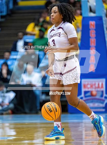 Thumbnail 2 in Salisbury vs. Seaforth (NCHSAA 2A Final - Game) photogallery.