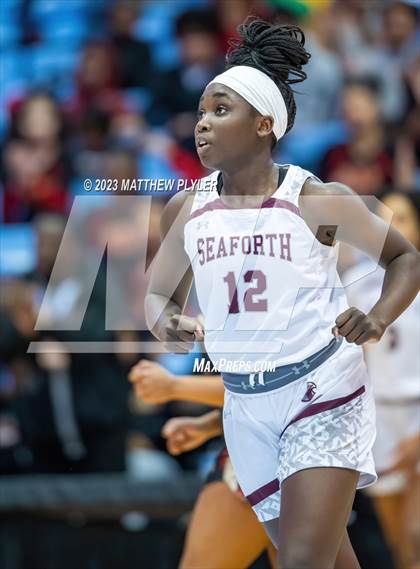 Thumbnail 2 in Salisbury vs. Seaforth (NCHSAA 2A Final - Game) photogallery.