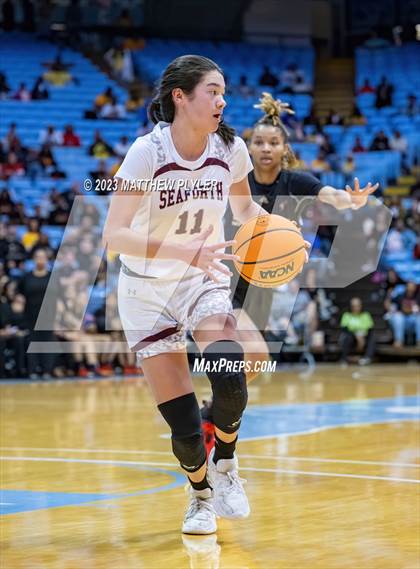 Thumbnail 2 in Salisbury vs. Seaforth (NCHSAA 2A Final - Game) photogallery.