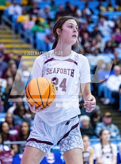 Thumbnail 1 in Salisbury vs. Seaforth (NCHSAA 2A Final - Game) photogallery.