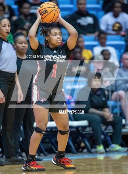 Thumbnail 1 in Salisbury vs. Seaforth (NCHSAA 2A Final - Game) photogallery.