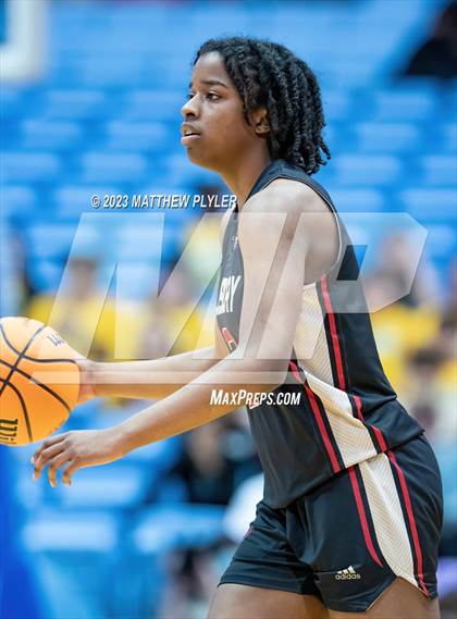 Thumbnail 2 in Salisbury vs. Seaforth (NCHSAA 2A Final - Game) photogallery.