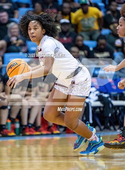 Thumbnail 3 in Salisbury vs. Seaforth (NCHSAA 2A Final - Game) photogallery.