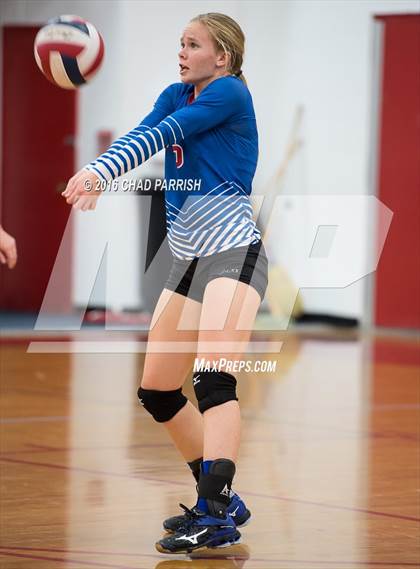 Thumbnail 3 in Quitman @ Alba-Golden photogallery.